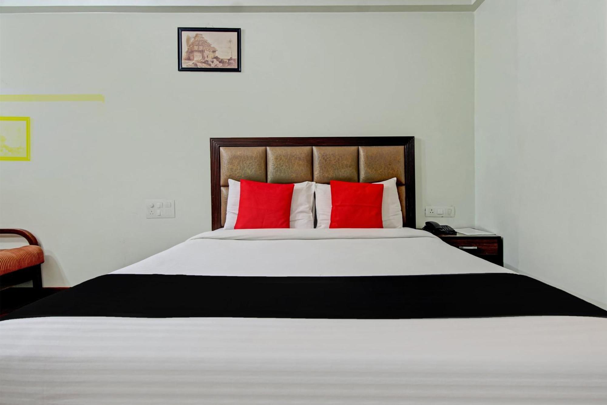 Capital O Sri Krishna Suites Near 7D Voyage Bangalore Exterior photo